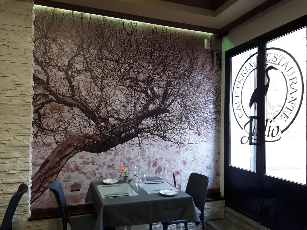 Hostal Julio トルヒーリョ エクステリア 写真